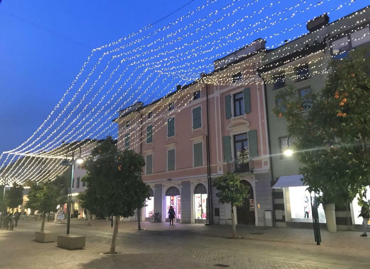 Casa Nika Lejlighed Riva del Garda Eksteriør billede