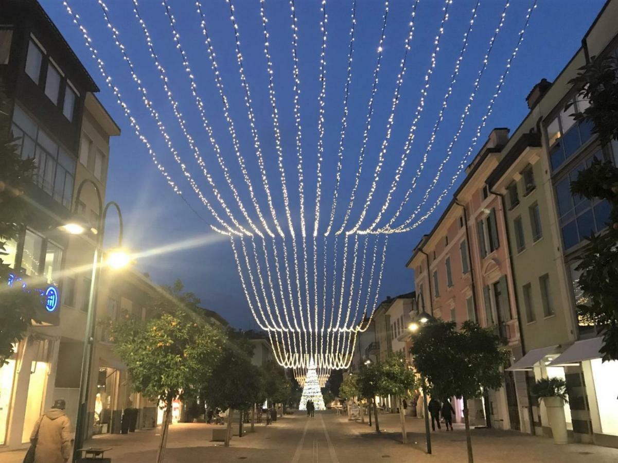 Casa Nika Lejlighed Riva del Garda Eksteriør billede